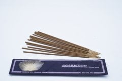 Agarwood Kokulu Doğal Tütsü (15 Çubuklu)