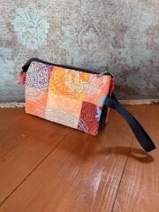 Mandala Desenli Makyaj Çantası (24*16 cm) Bol Gözlü, İçi Lacivert Renkli